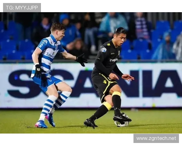 张玉宁在超市推着一车进口食材，这画面把我平凡的周末直接打回原形