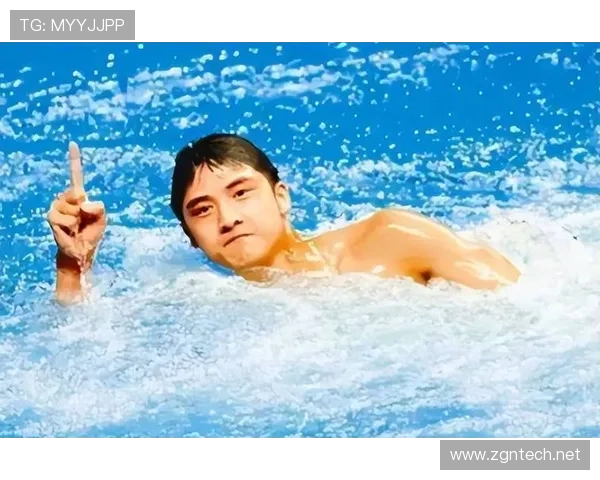 田亮居然在家穿得比健身房还随意，这生活跟冠军形象差太多了吧！